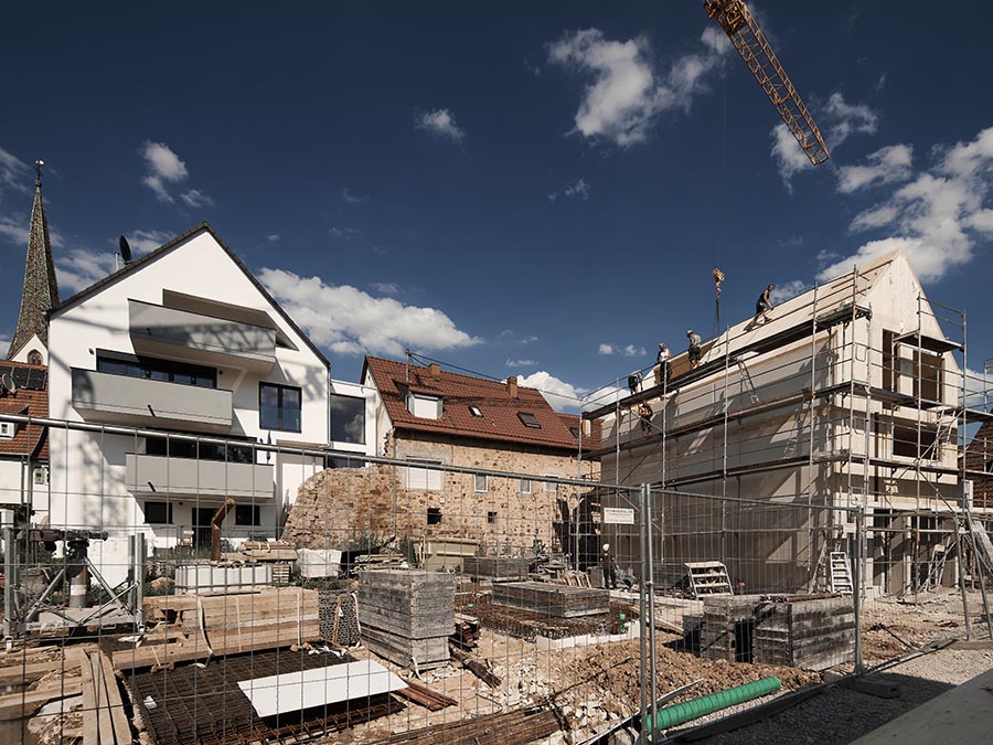 Einfamilienhaus in Holzmassivbauweise mit Gerüst